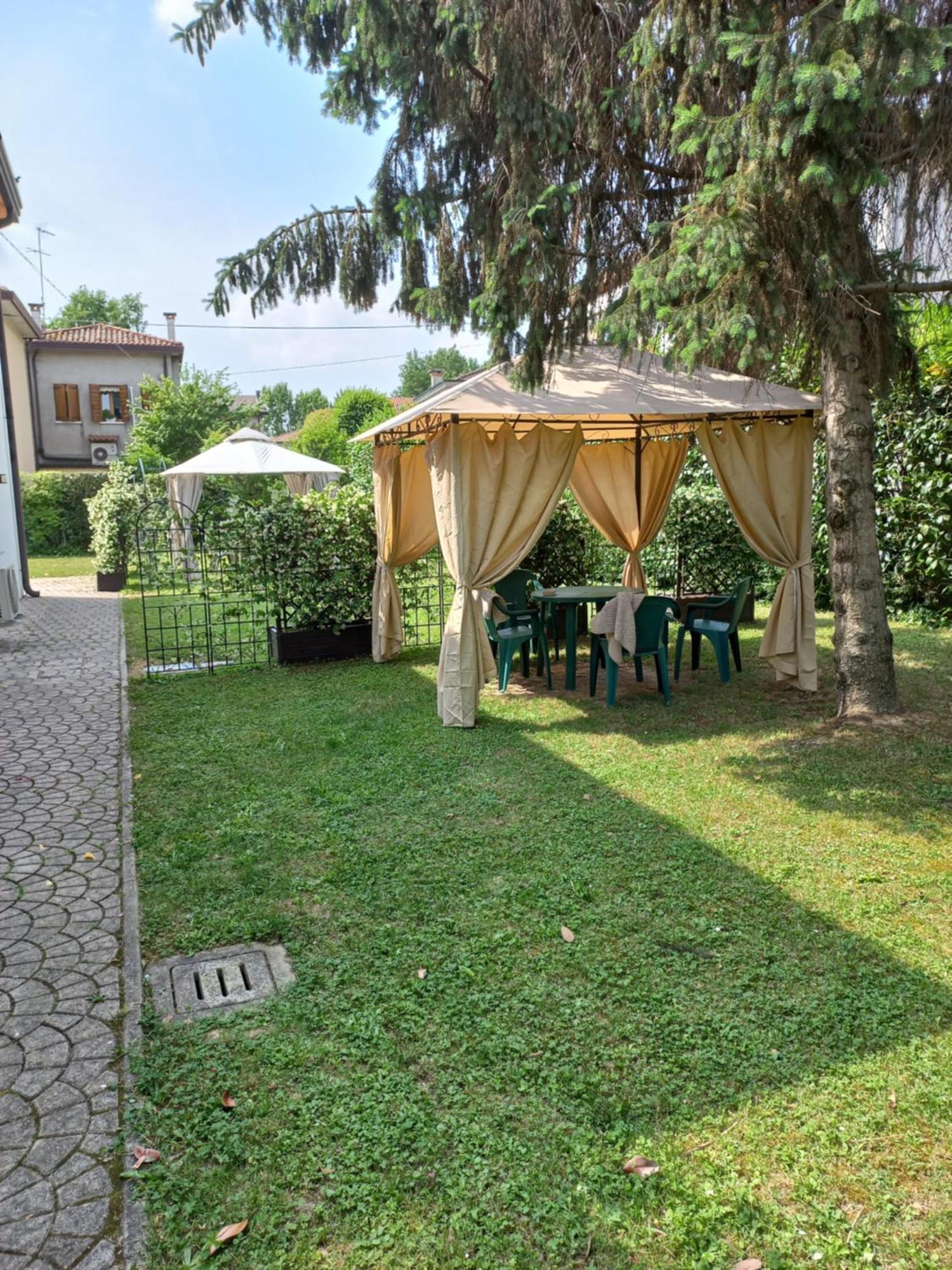 Appartamento Le Magnolie Mestre Exteriör bild